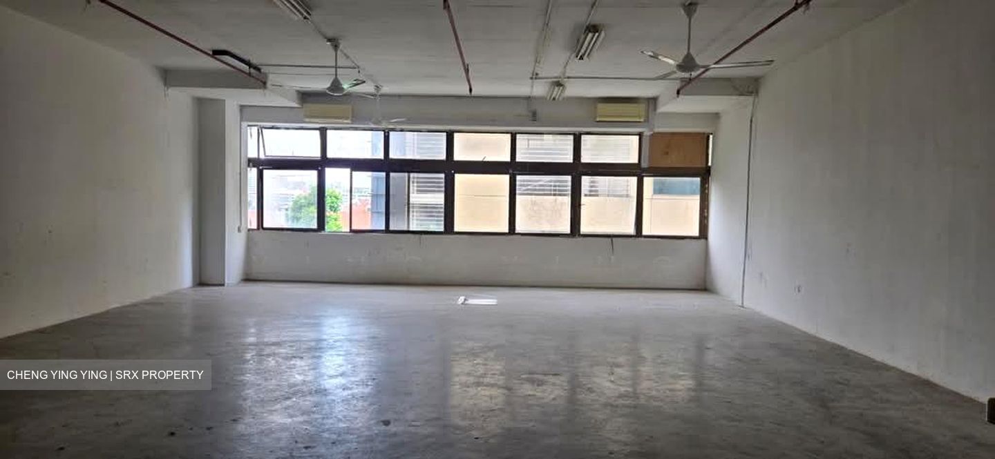 Lorong Bakar Batu (D13), Factory #563237791